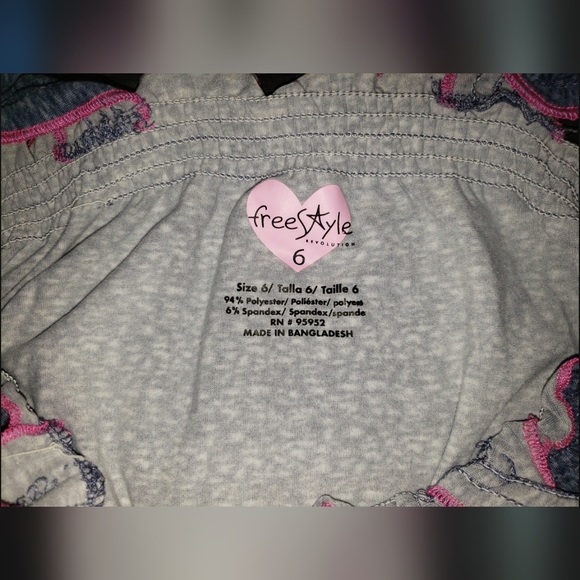 Rompers Bundle (4 count) sz 6 - Picture 6 of 15